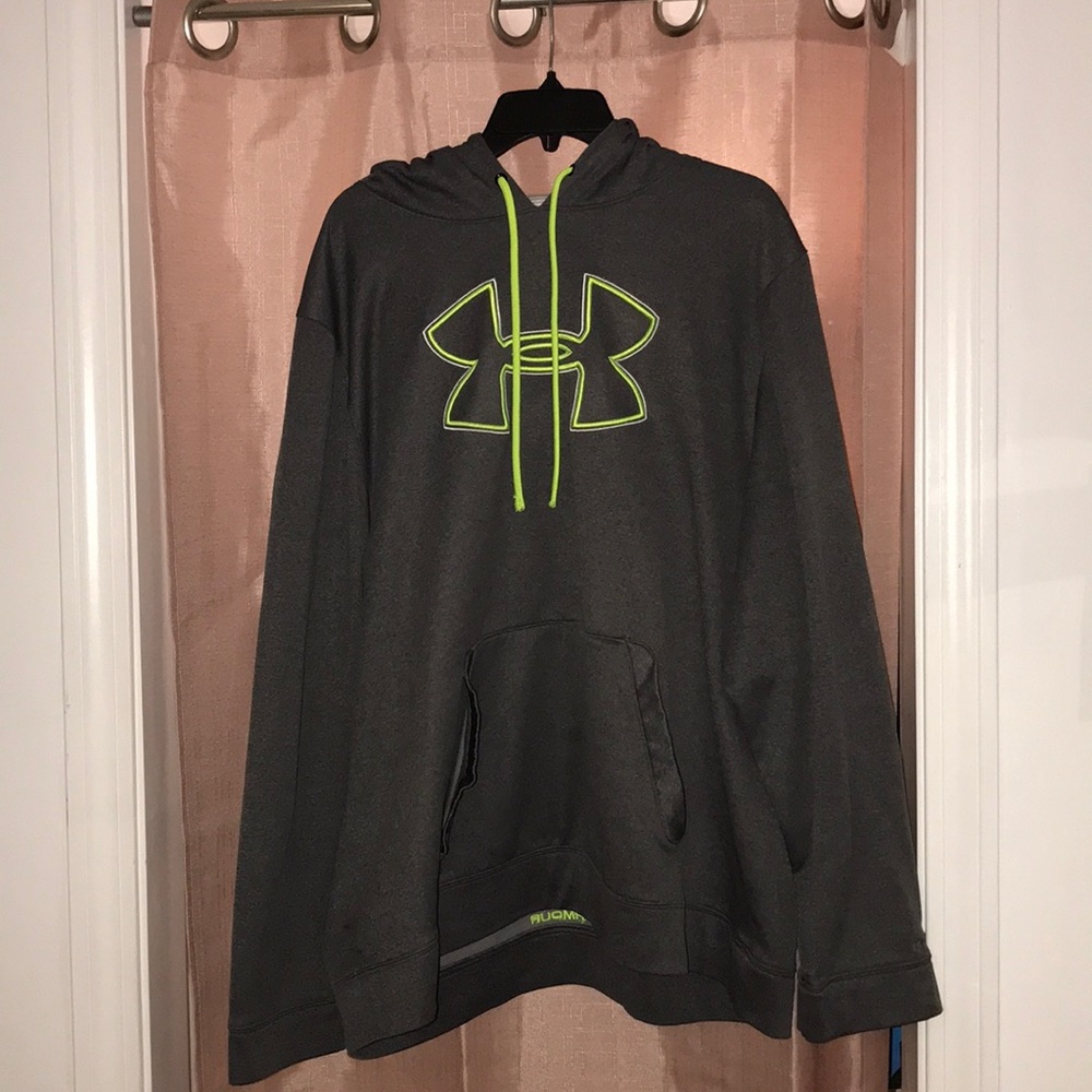 Under Armour Sweatshirt